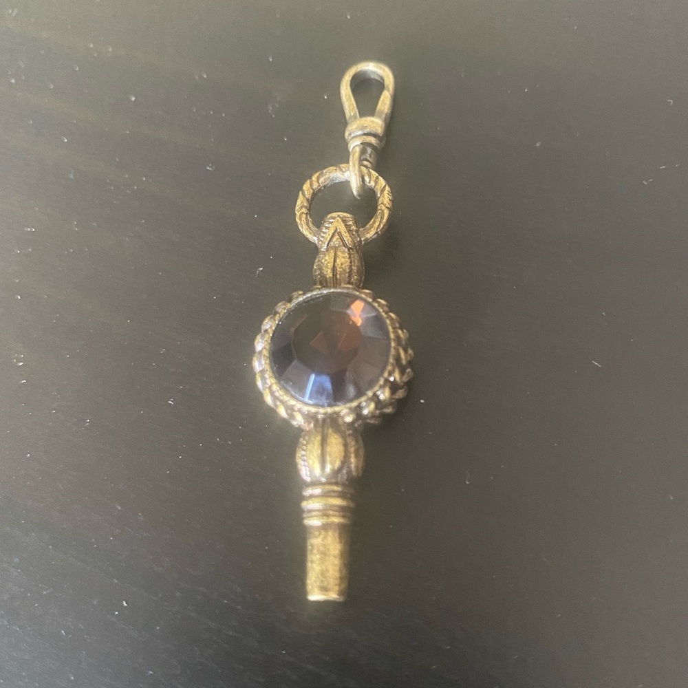 Chloe + Isabel Tresors Vintage Key Charm